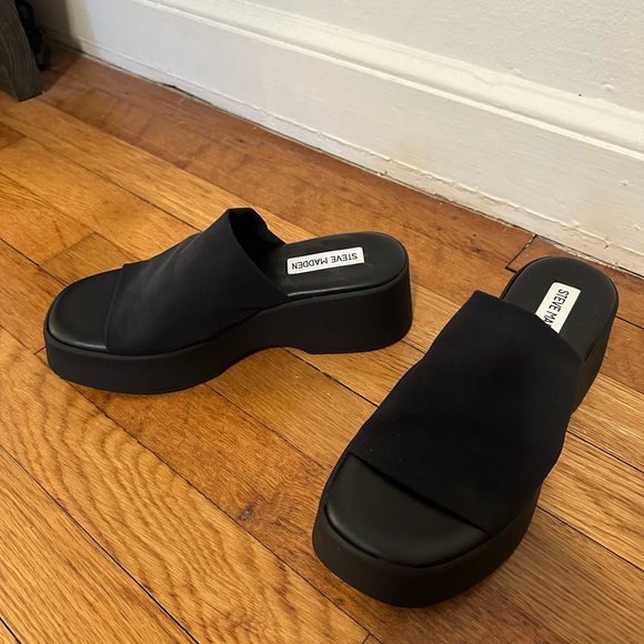 Steve Madden slinky shoes - Picture 10 of 10